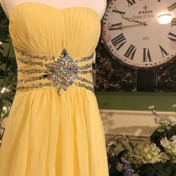 Formal evening prom dress - Picture 2 of 7